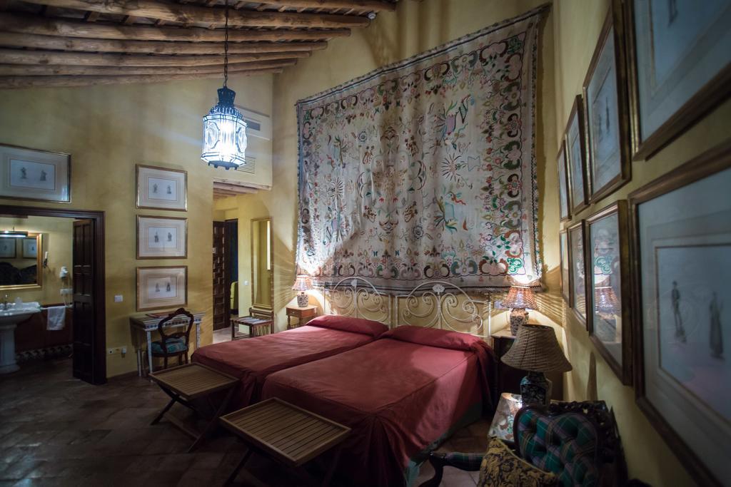 El Palacio De San Benito Cazalla de la Sierra Room photo