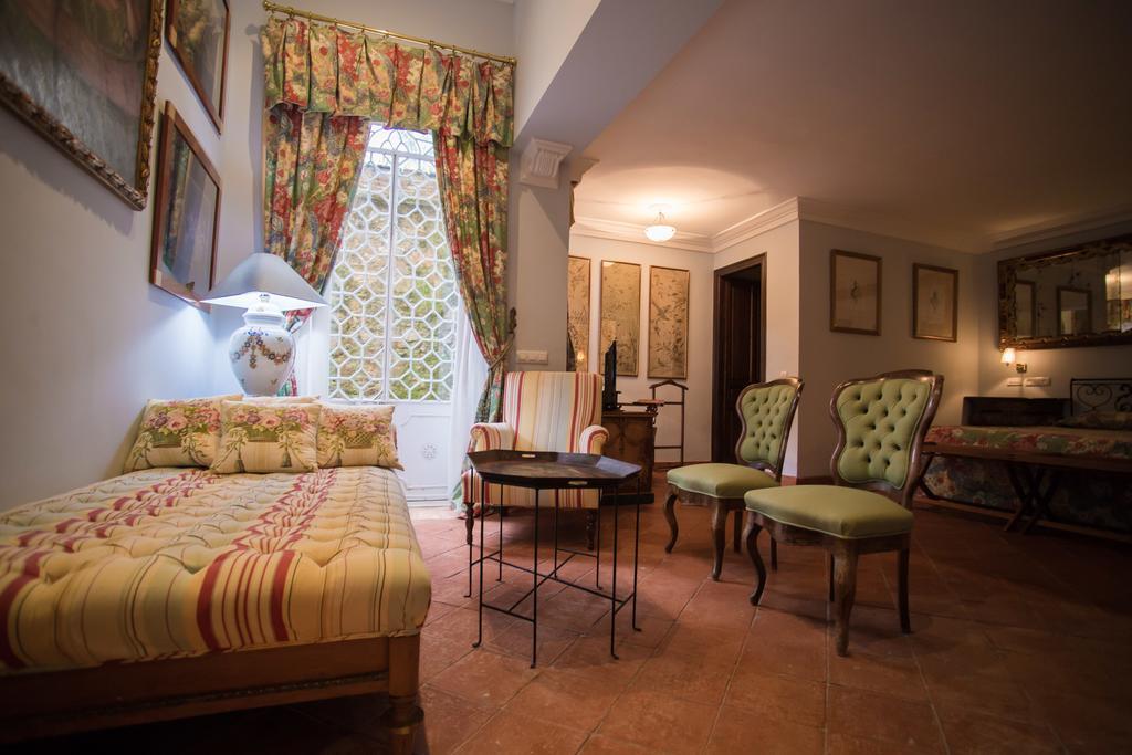 El Palacio De San Benito Cazalla de la Sierra Room photo