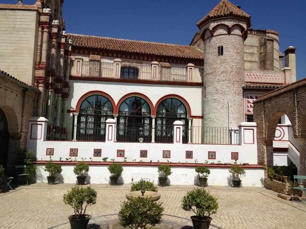 El Palacio De San Benito Cazalla de la Sierra Exterior photo